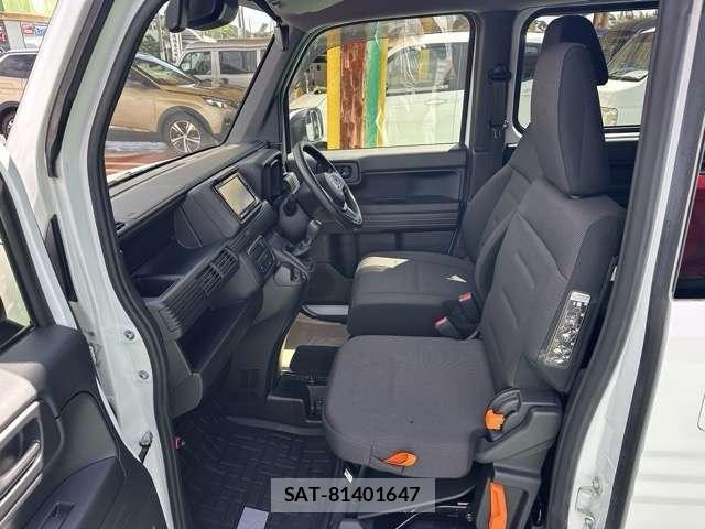 Honda N-VAN 2023-03 8866589-6