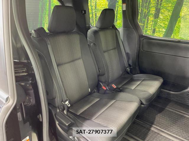 Toyota NOAH 2017-09 8865571-8