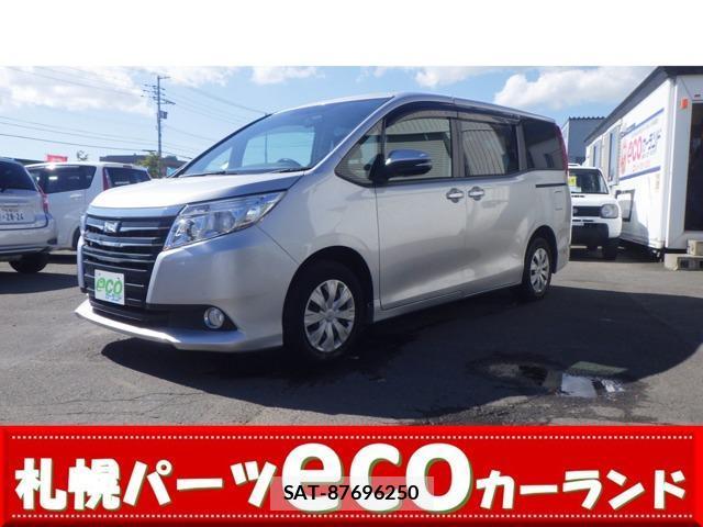 Toyota NOAH 2015-04 8865664-0