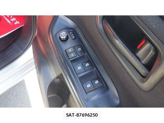 Toyota NOAH 2015-04 8865664-8