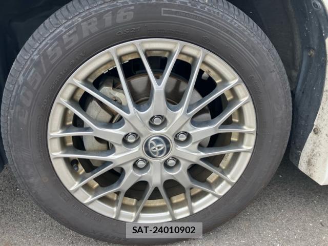 Toyota NOAH 2017-11 8866049-10