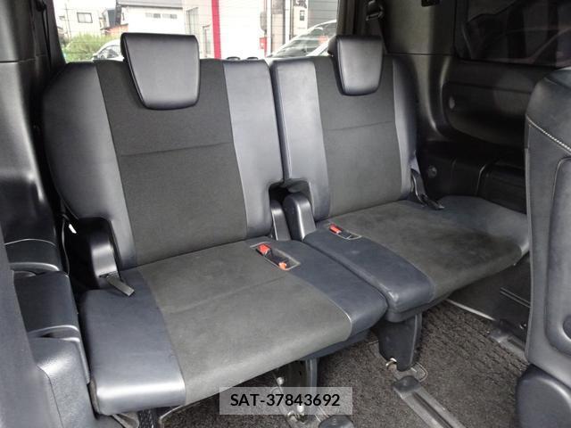 Toyota NOAH 2018-02 8866213-17
