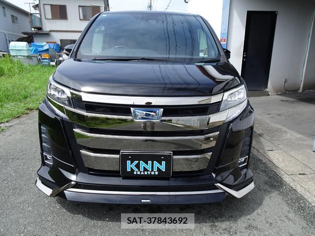 Toyota NOAH 2018-02 8866213-4