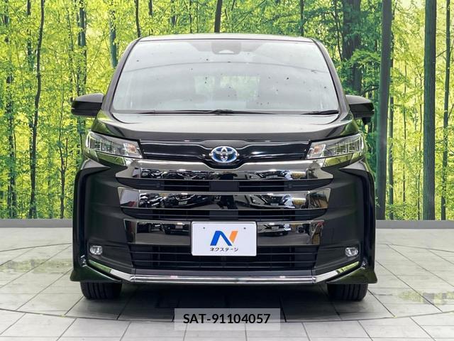 Toyota NOAH 2023-02 8866284-14