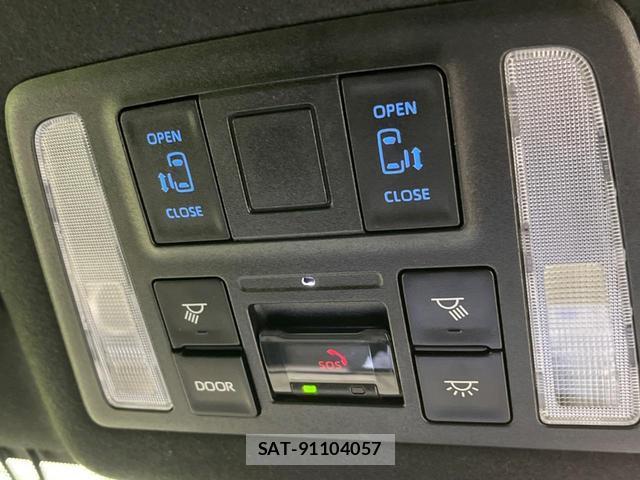 Toyota NOAH 2023-02 8866284-4