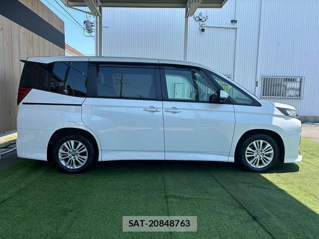 Toyota NOAH 2023-03 8866331-14