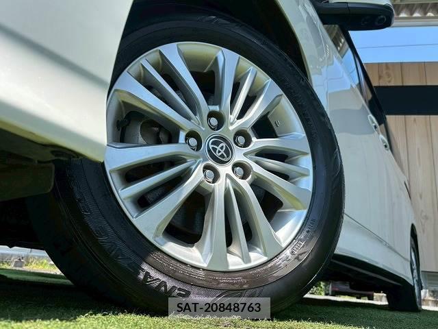 Toyota NOAH 2023-03 8866331-18