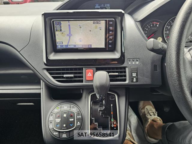 Toyota NOAH 2019 8866775-10