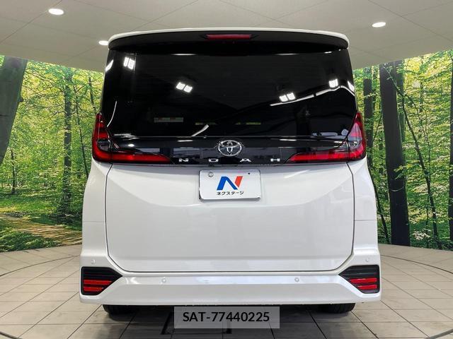 Toyota NOAH 2022-04 8866961-15