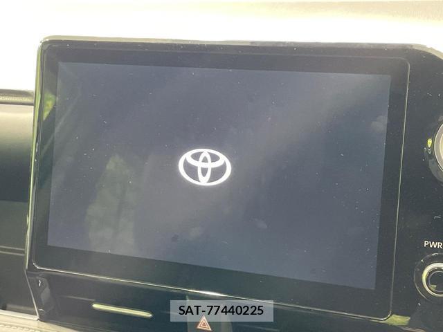 Toyota NOAH 2022-04 8866961-3