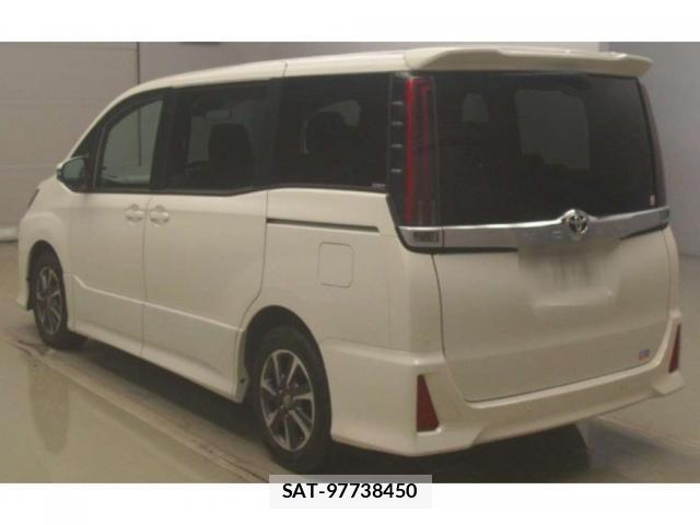Toyota NOAH 2020-08 8867048-1