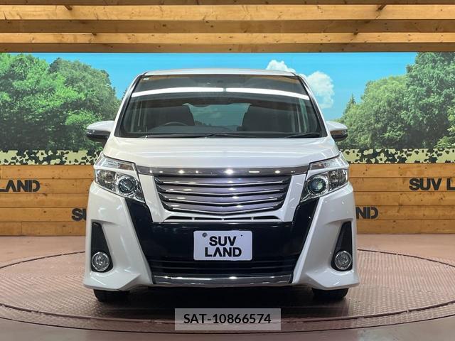 Toyota NOAH 2014-07 8867076-14