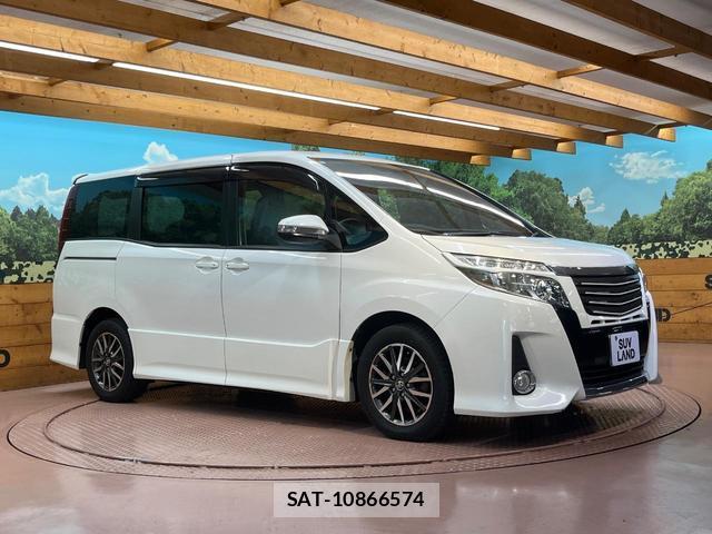 Toyota NOAH 2014-07 8867076-16