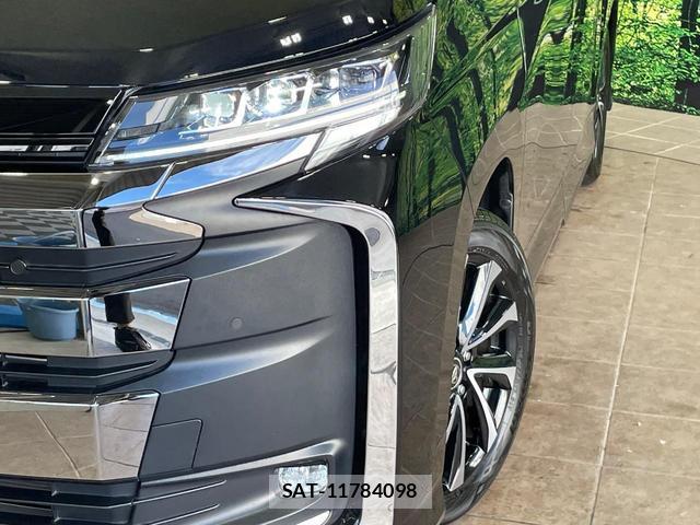 Toyota NOAH 2025-02 8867290-12