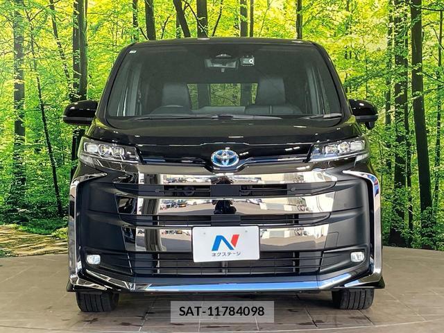 Toyota NOAH 2025-02 8867290-14