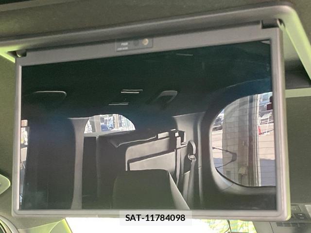 Toyota NOAH 2025-02 8867290-2