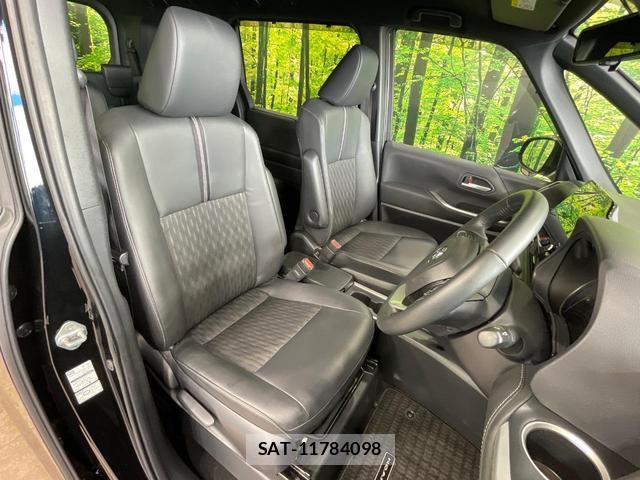 Toyota NOAH 2025-02 8867290-7