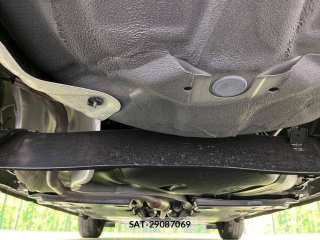 Nissan NOTE 2025-09 8865388-18