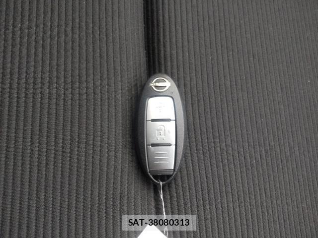 Nissan NOTE 2021-09 8865620-14