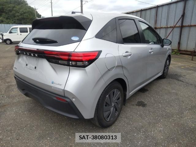 Nissan NOTE 2021-09 8865620-4