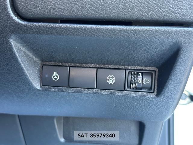 Nissan NOTE 2021-07 8866699-9