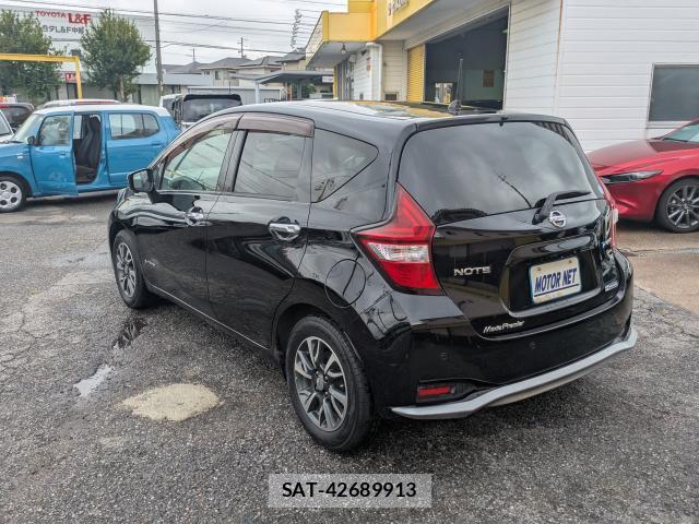 Nissan NOTE 2017-04 8866964-10