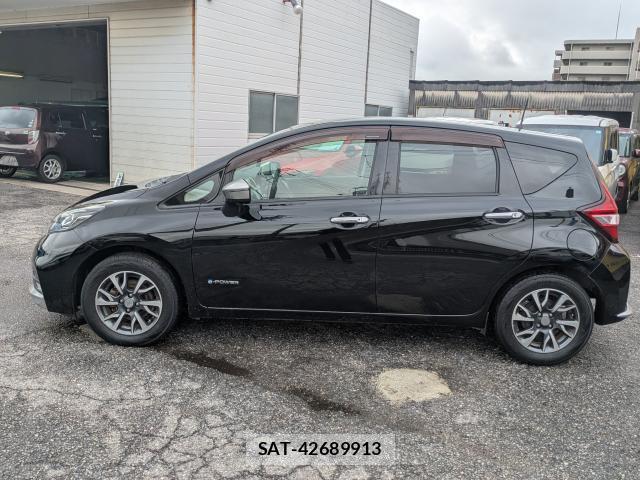 Nissan NOTE 2017-04 8866964-11