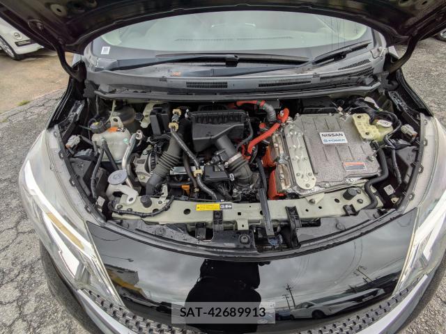Nissan NOTE 2017-04 8866964-7