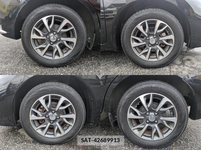 Nissan NOTE 2017-04 8866964-8