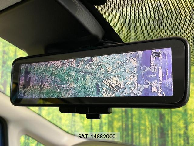 Nissan NOTE 2018-02 8867204-5