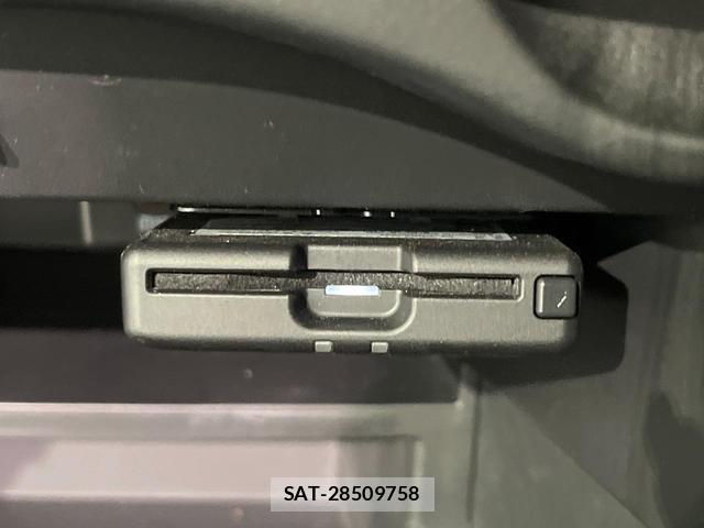 Nissan NOTE 2020-09 8867205-6