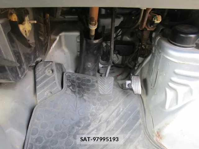 Nissan CLIPPER VAN 2005 8866800-3