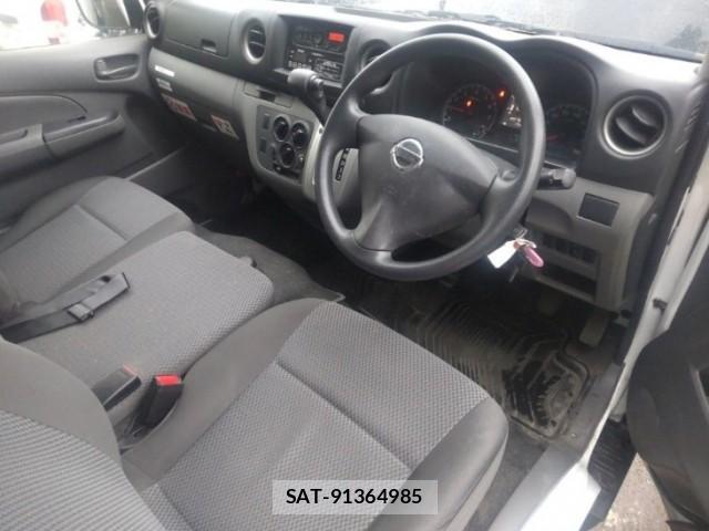 Nissan NV350 Caravan 2021-07 8865541-3
