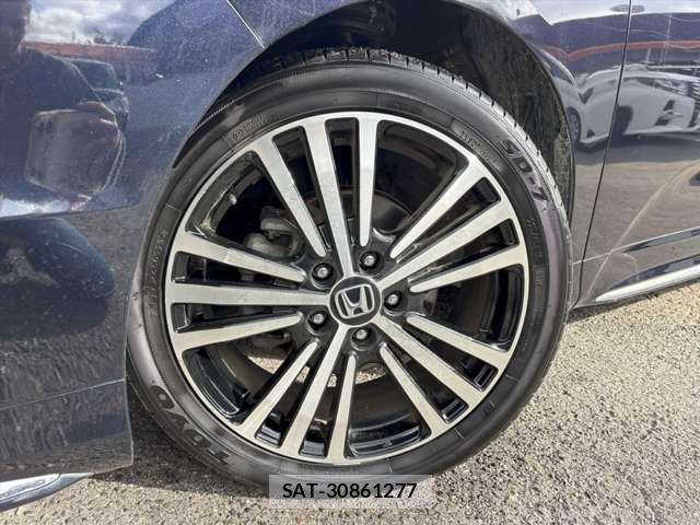Honda ODYSSEY 2013-11 8865519-18