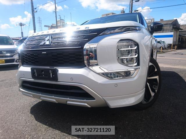 Mitsubishi OUTLANDER PHEV 2022-08 8865467-0