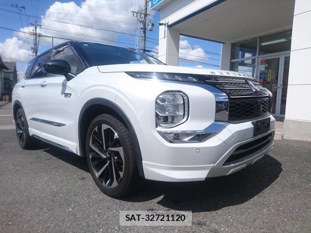 Mitsubishi OUTLANDER PHEV 2022-08 8865467-11