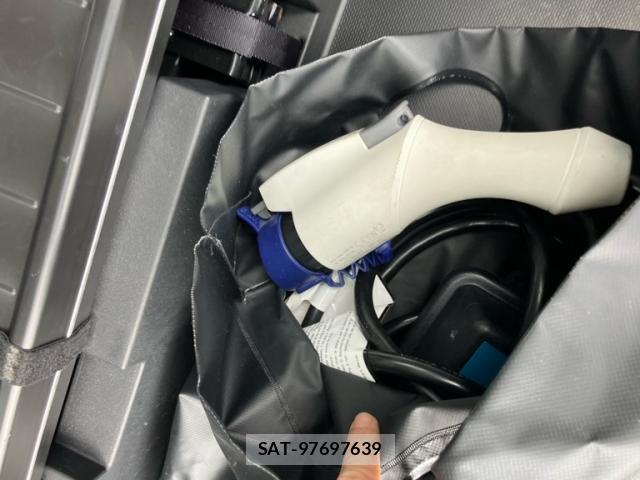 Mitsubishi OUTLANDER PHEV 2014-01 8865511-10