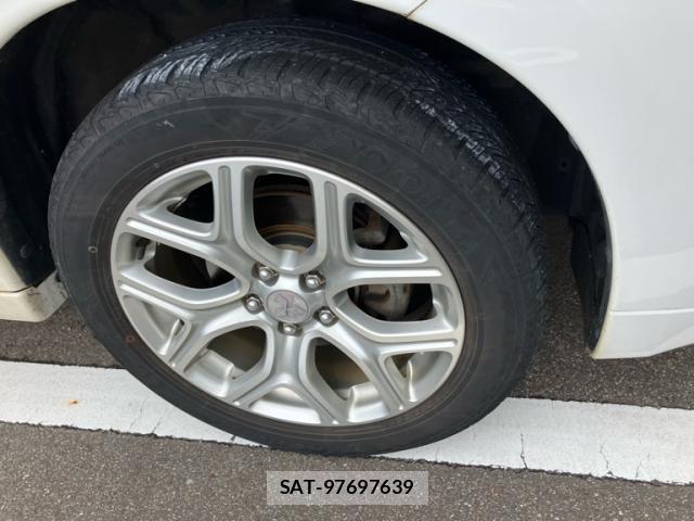 Mitsubishi OUTLANDER PHEV 2014-01 8865511-5