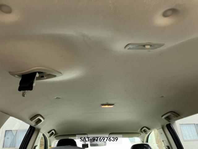 Mitsubishi OUTLANDER PHEV 2014-01 8865511-8