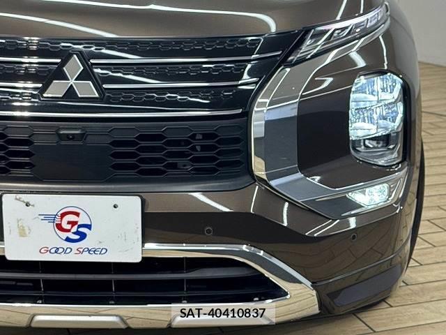 Mitsubishi OUTLANDER PHEV 2022-06 8866186-19