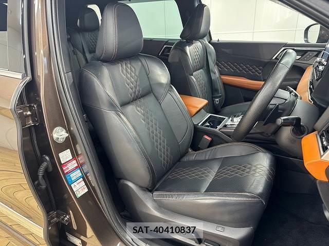 Mitsubishi OUTLANDER PHEV 2022-06 8866186-9