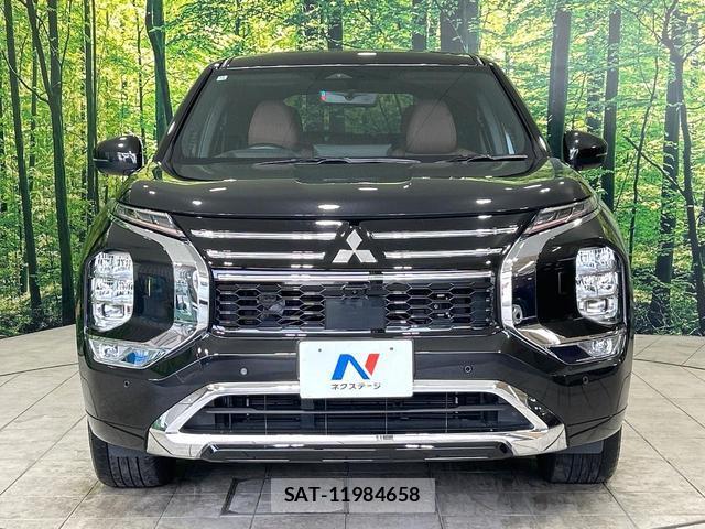 Mitsubishi OUTLANDER PHEV 2024-12 8866245-13