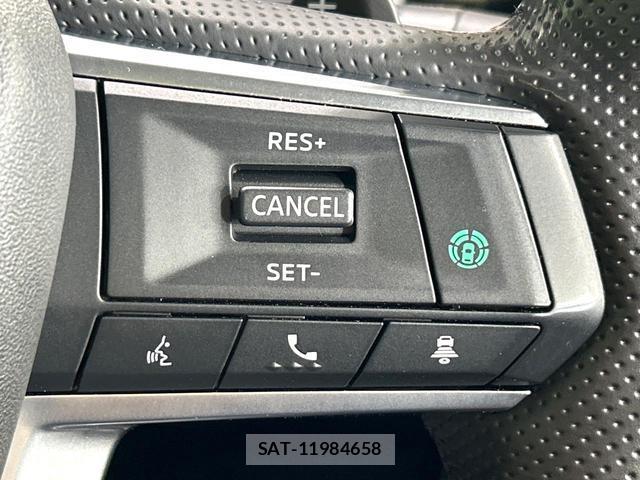 Mitsubishi OUTLANDER PHEV 2024-12 8866245-5