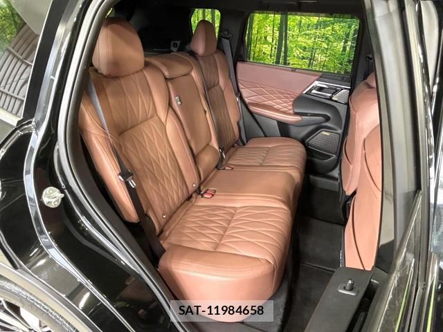 Mitsubishi OUTLANDER PHEV 2024-12 8866245-8