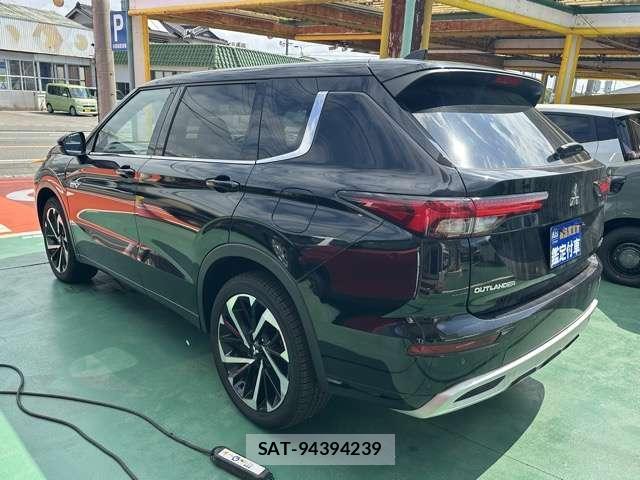 Mitsubishi OUTLANDER 2024-02 8866585-1