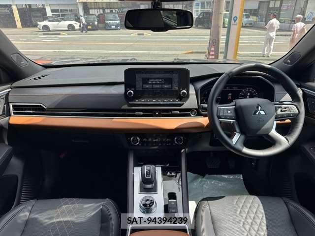 Mitsubishi OUTLANDER 2024-02 8866585-2