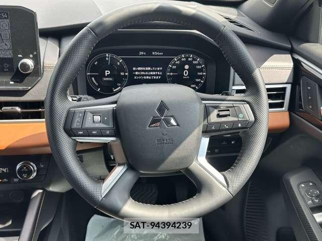 Mitsubishi OUTLANDER 2024-02 8866585-3