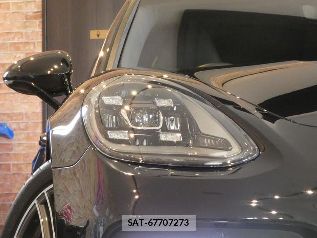 Porsche PANAMERA 2018-08 8867303-2