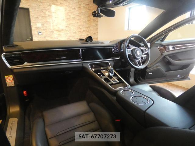 Porsche PANAMERA 2018-08 8867303-8