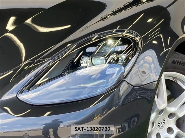 Porsche PANAMERA 2018-08 8867496-19